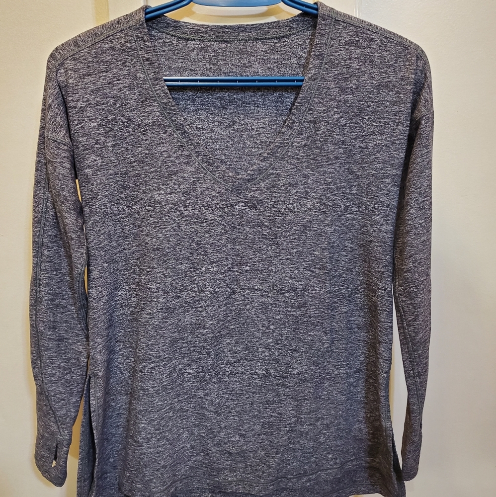 Lululemon long sleeve tee